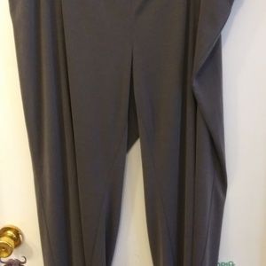 Woman's Soft by Avenue Pants Size 26/28